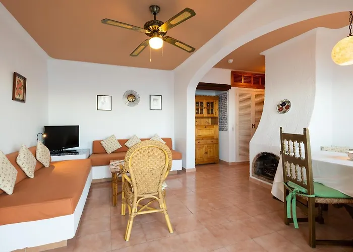 Aldea 2 Cala Fornells * Пагуэра