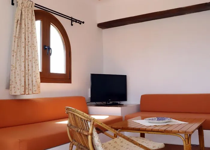 Aldea 2 Cala Fornells Апартаменти *