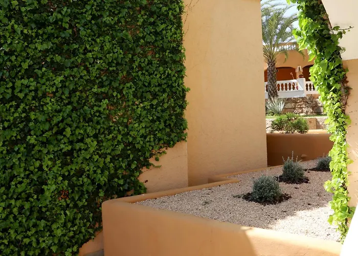 Aldea 2 Cala Fornells * Peguera